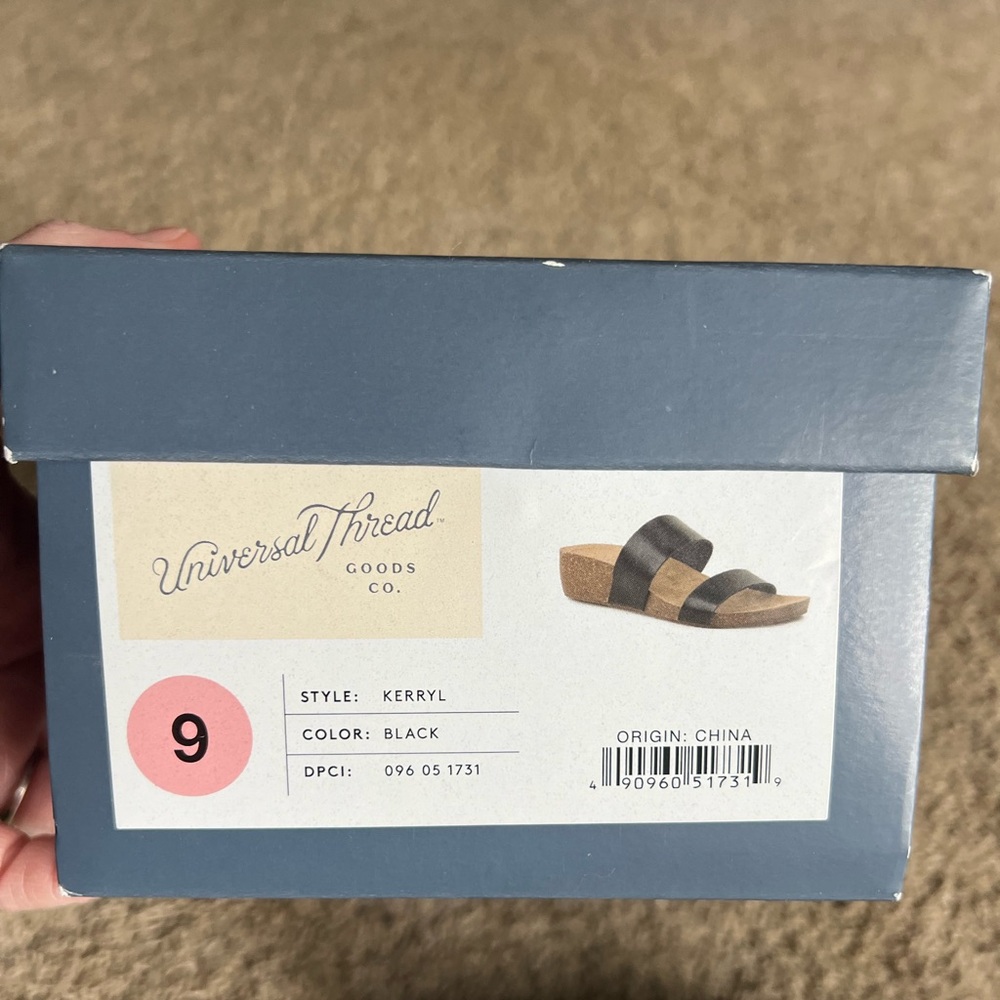 Women’s Universal Thread Black Kerryl Sandals - Picture 7 of 9